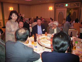 懇親会