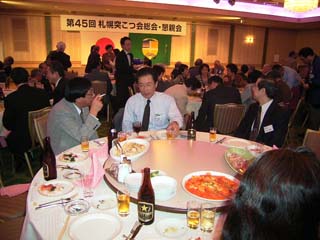 懇親会