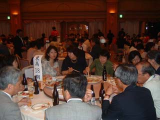 懇親会