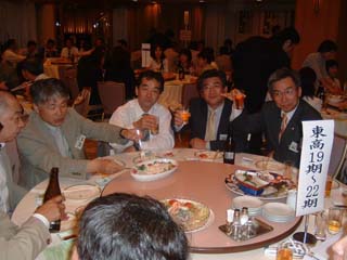 懇親会