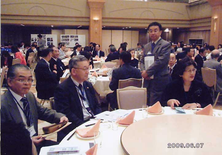 懇親会