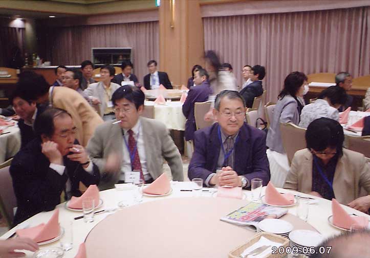 懇親会