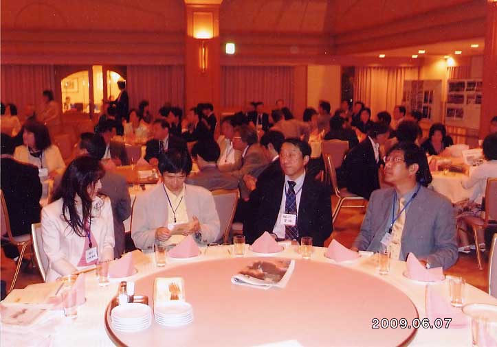 懇親会