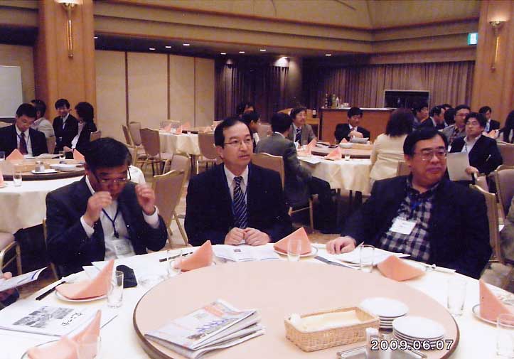 懇親会