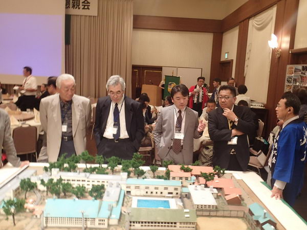 旧校舎ジオラマ１