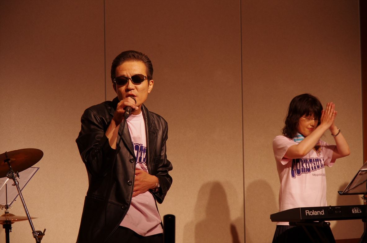 懇親会　余興６