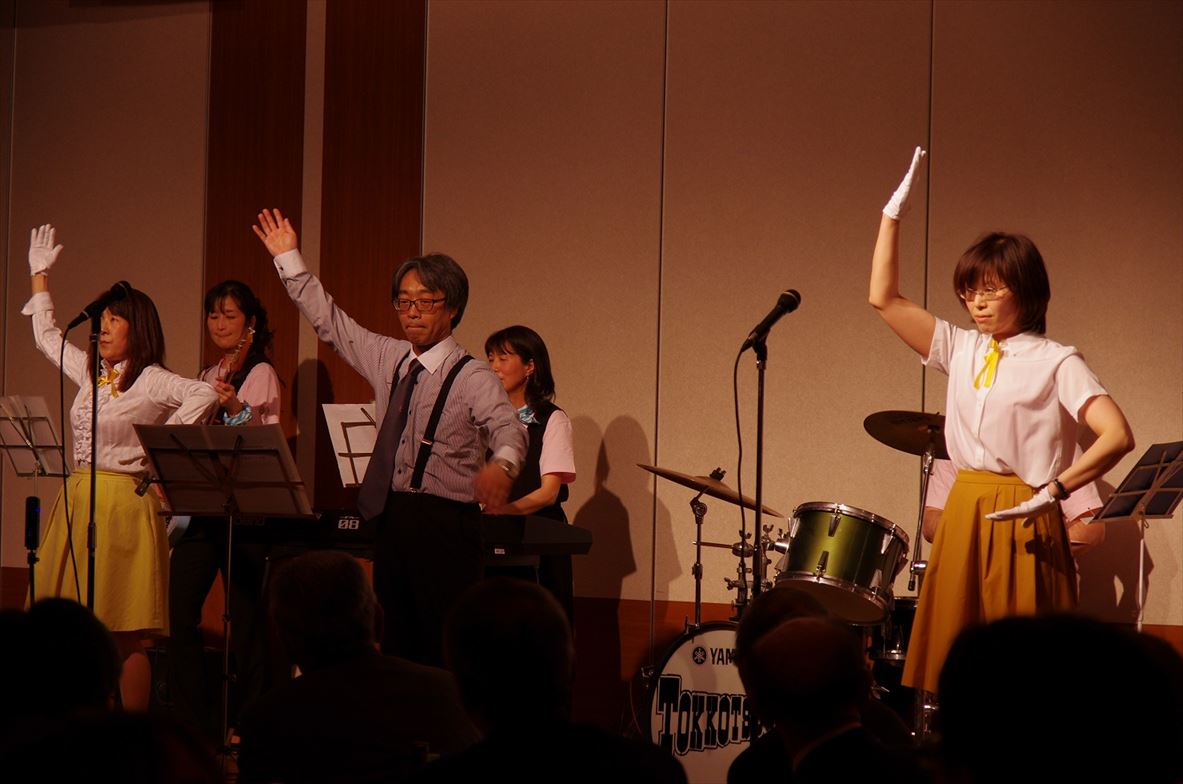 懇親会　余興７